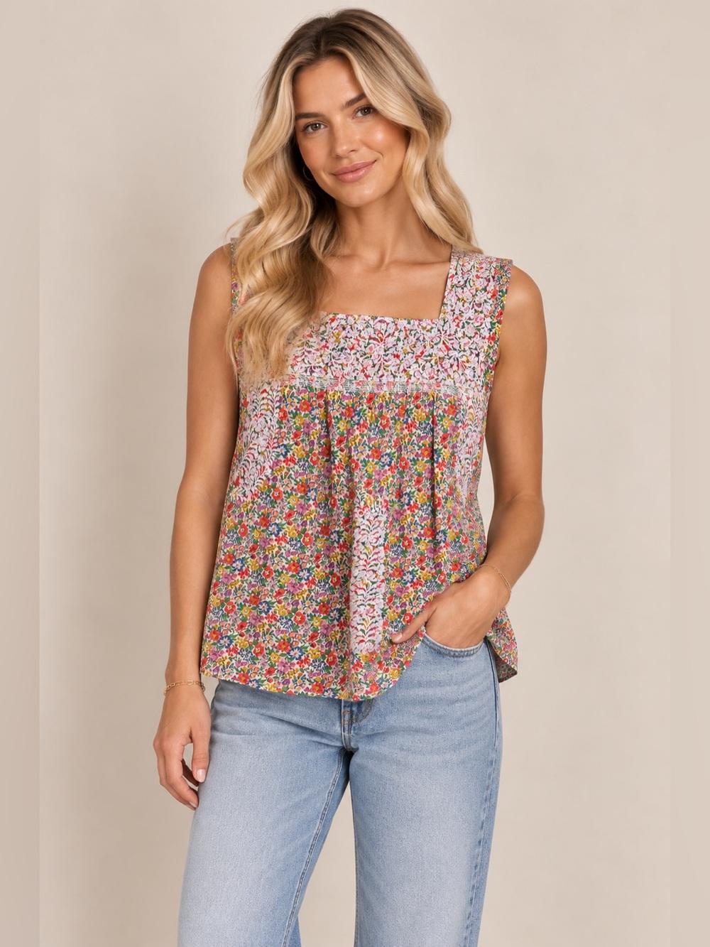 J. Marie Floral Sleevless Top Size Medium
